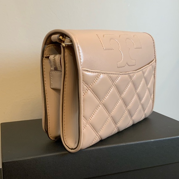 ❤️ Tory Burch Quilted Leather Crossbody Bag - Picture 3 of 9